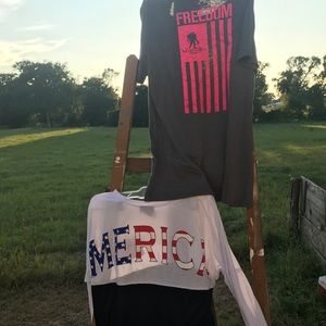 Lot 2 "American" style t-shirts